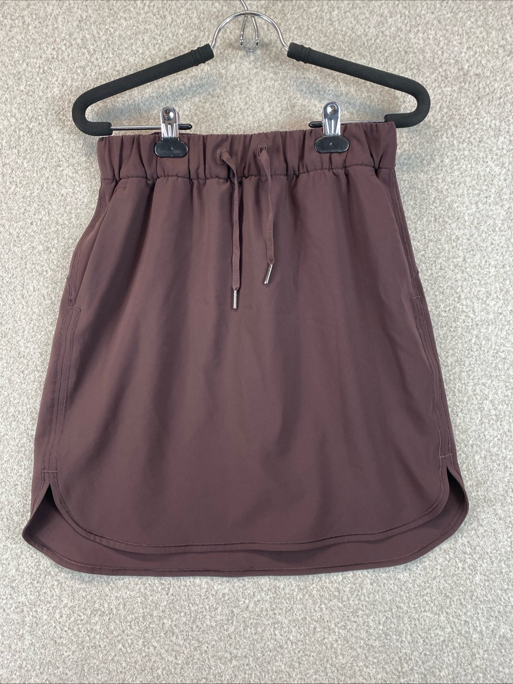 Lululemon On The Fly Skirt Size 8 Deep Purple Pull On Activewear 19-20” unlined